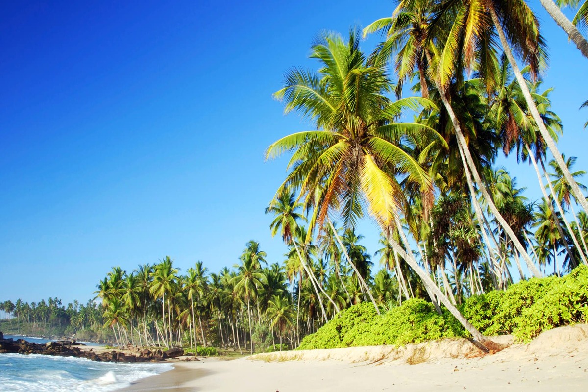 tangalle-sri-lanka-beach
